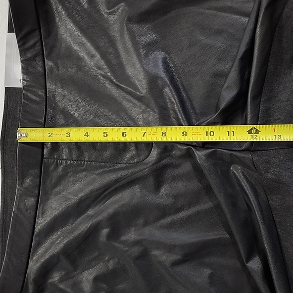 Chico's Faux-Leather Pull-On Leggings/ Size 3 (16) - Picture 12 of 15